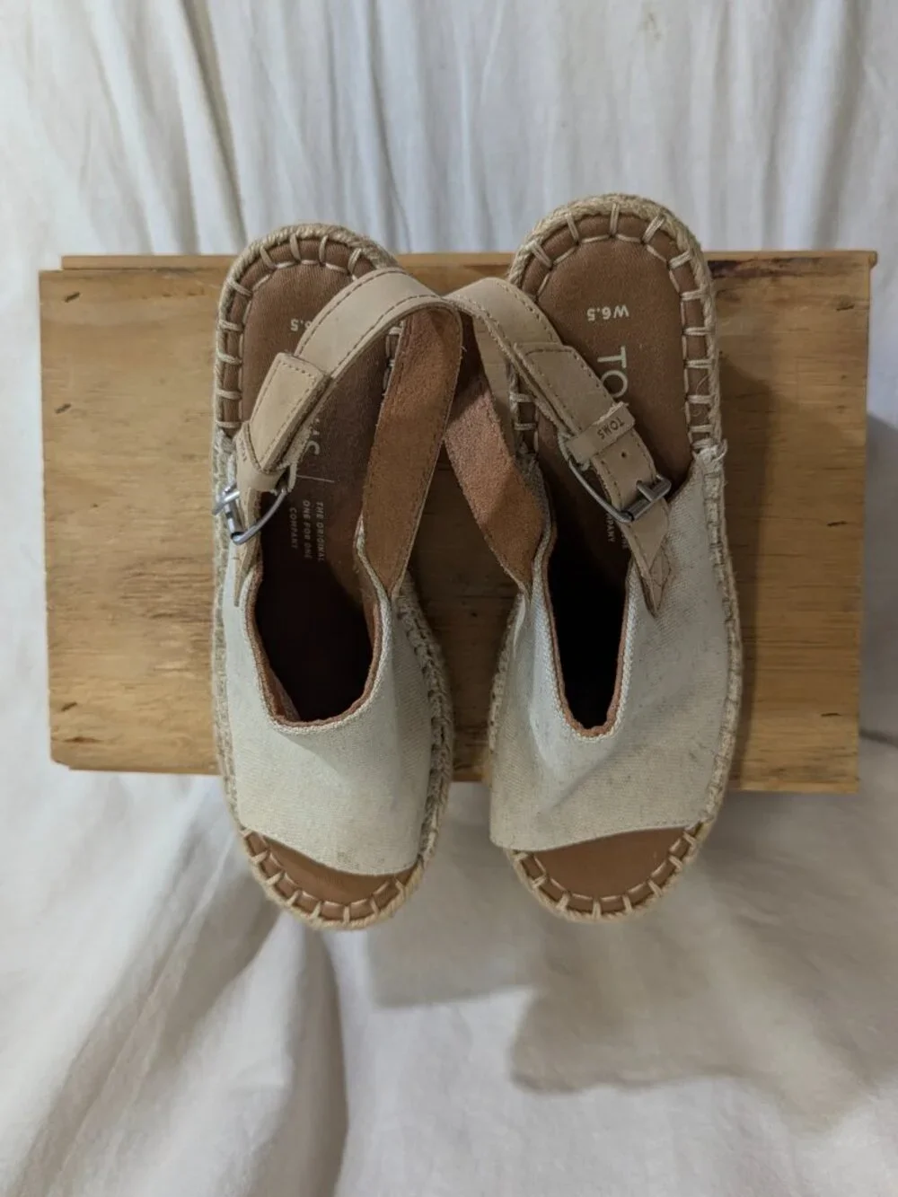 TOMS Monica Espadrille Wedge Sandal Beige Size 6.5